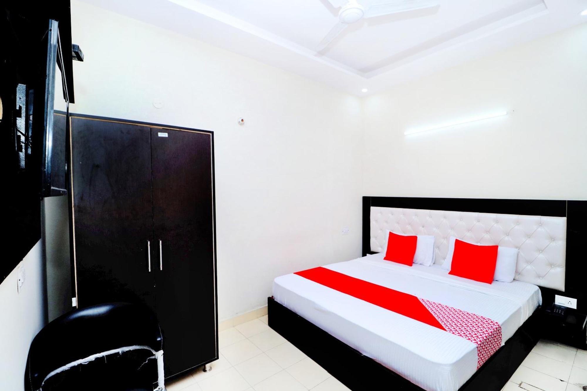 Hotel O Jm Plaza Nayagaon Luaran gambar